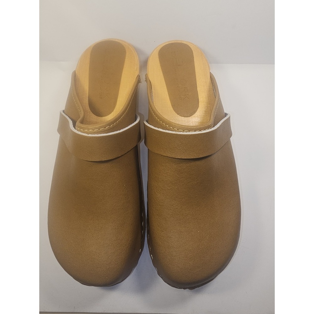 BJORK Swedish Open Back Leather Clogs, size EU 41